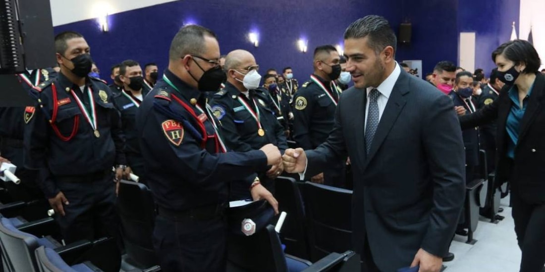 Omar García Harfuch reconoció a 76 policías por su valor, disciplina y sobresaliente labor contra el crimen organizado en la Ciudad de México.