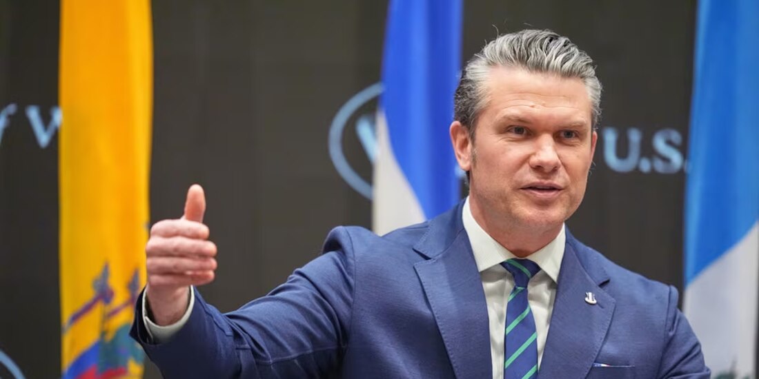 Pete Hegseth, secretario de Guerra de EU, en la cumbre Anticárteles de las Américas, el 5 de febrero de 2026