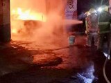 VIDEO. Incendio presuntamente provocado por grupo delictivo en Central de Abasto de Toluca deja 8 muertos y 2 heridos.