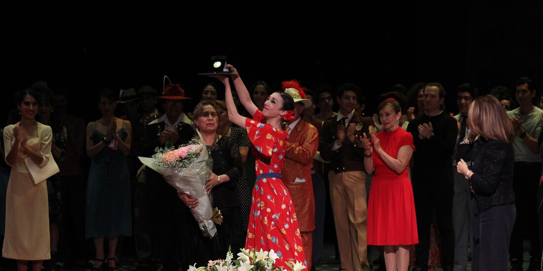 Agustina Galizzi, tras recibir la Medalla Bellas Artes, el sábado pasado.