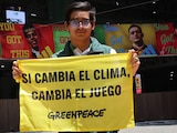 Protesta de Greenpeace en el AICM