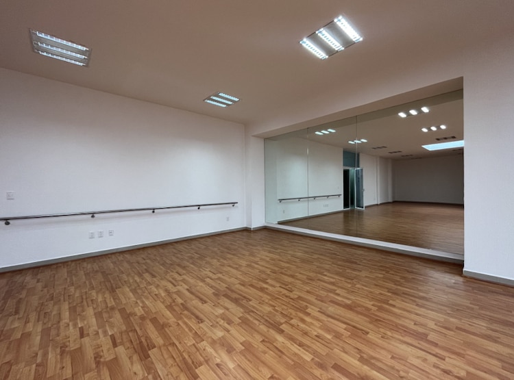 Salón de danza en el que se impartirán
clases. Además de este espacio hay cuatro más donde los habitantes podrán tomar talleres.
