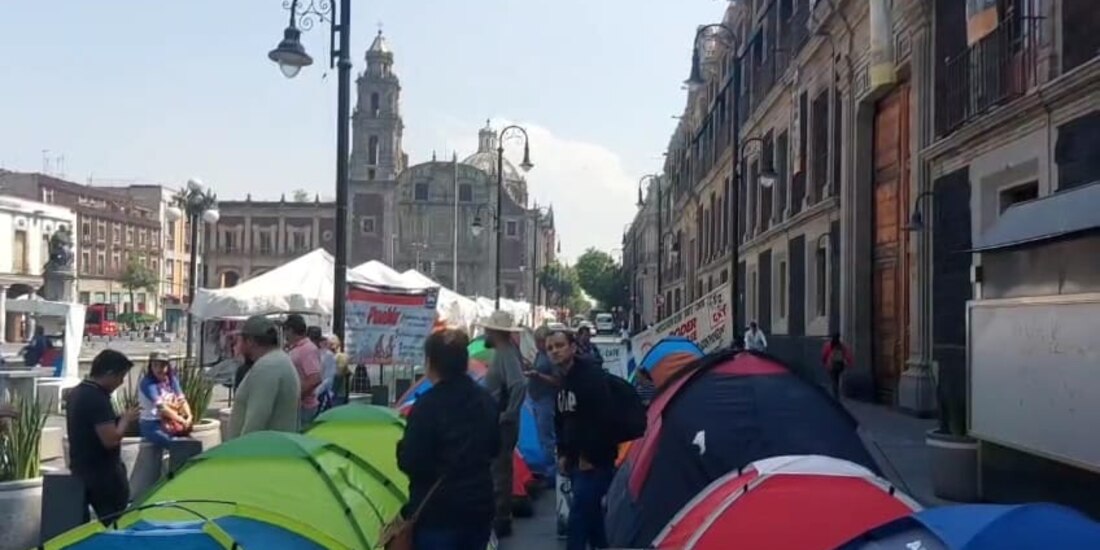 Protestas de maestros disidentes.