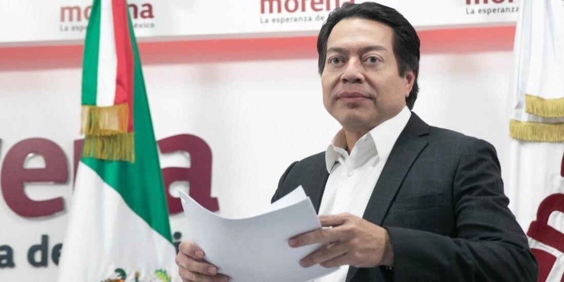 Mario Delgado en conferencia en el marco del Día Internacional de la Mujer