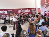 Beatriz Mojica Morga encabezó el foro con las juventudes locales.