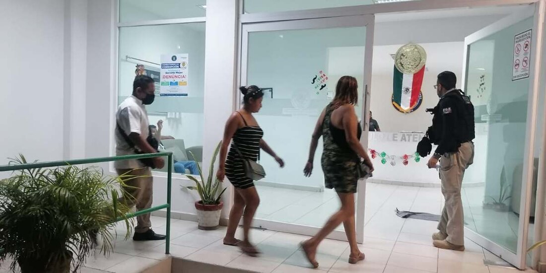 Fiscalía de Guerrero atiende a familiares de Jesús 'N', Ángel 'N' y Leo Dan 'N'.