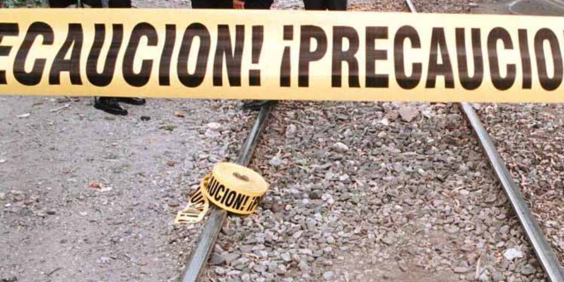 Autoridades reportan un accidente en las vías del tren.