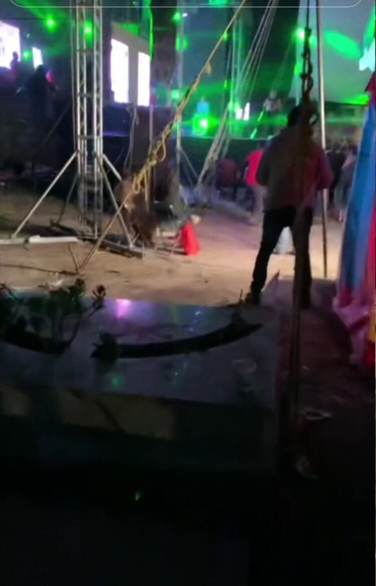 Un baile sonidero que fue organizado en un panteón ubicado en el barrio de San Gabriel, en el municipio de Acatzingo en Puebla.