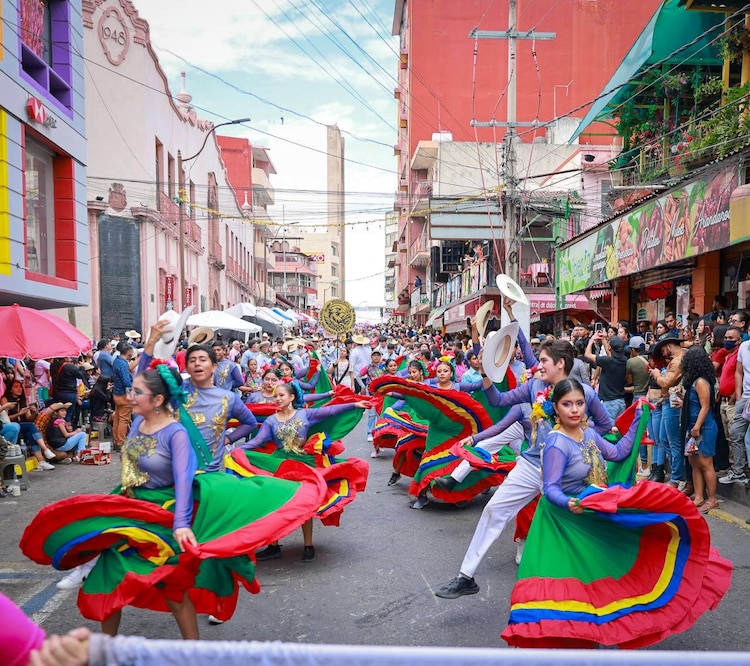Así se vivió el Paseo del Pendón 2024.
