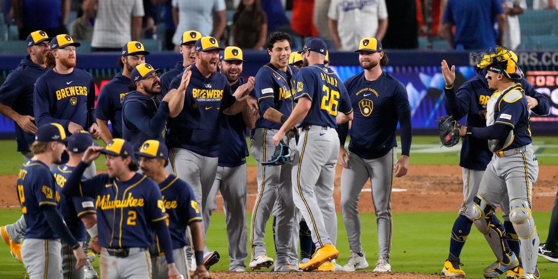 Los Brewers celebran su pase a la Serie Mundial 2026.
