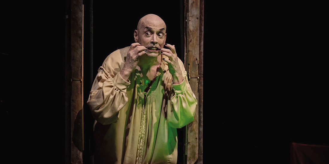 Desde 1990 Audivert dirige el Teatro Estudio El Cuervo, donde también imparte clases de actuación.