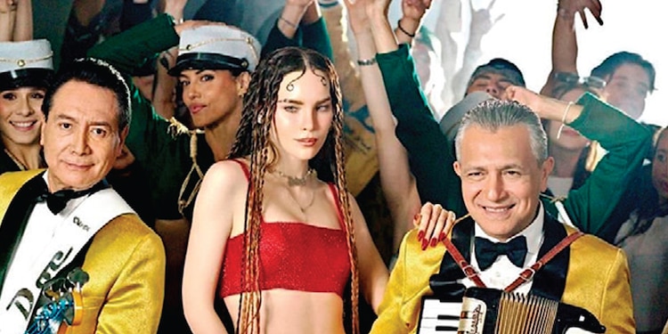 CON EL TEMA musical “Por Ella”, Belinda y Los
Ángeles Azules unen pop y cumbia para poner el
sello mexicano a la celebración del evento.