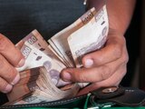 Durante el overnight, la divisa nacional tocó un mínimo de 22.1060 pesos por dólar