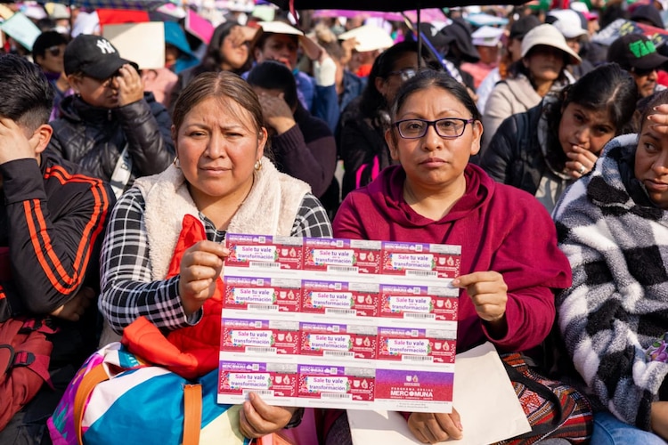 El programa Mercomuna, fortalecido por Clara Brugada, busca garantizar el acceso a alimentos y productos básicos para familias capitalinas.