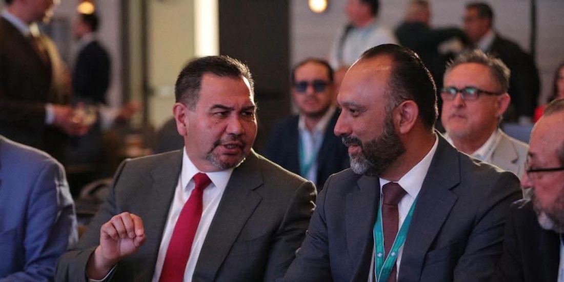 Encuentro donde estuvo presente Cruz Pérez Cuéllar.