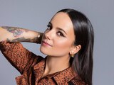Alizée reaparece en los escenarios y fans quedan impactados con cara: '¿pero qué le pasó?' | VIDEO