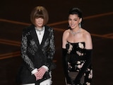 Anne Hathaway y Anna Wintour presentan premios en los Oscar 2026