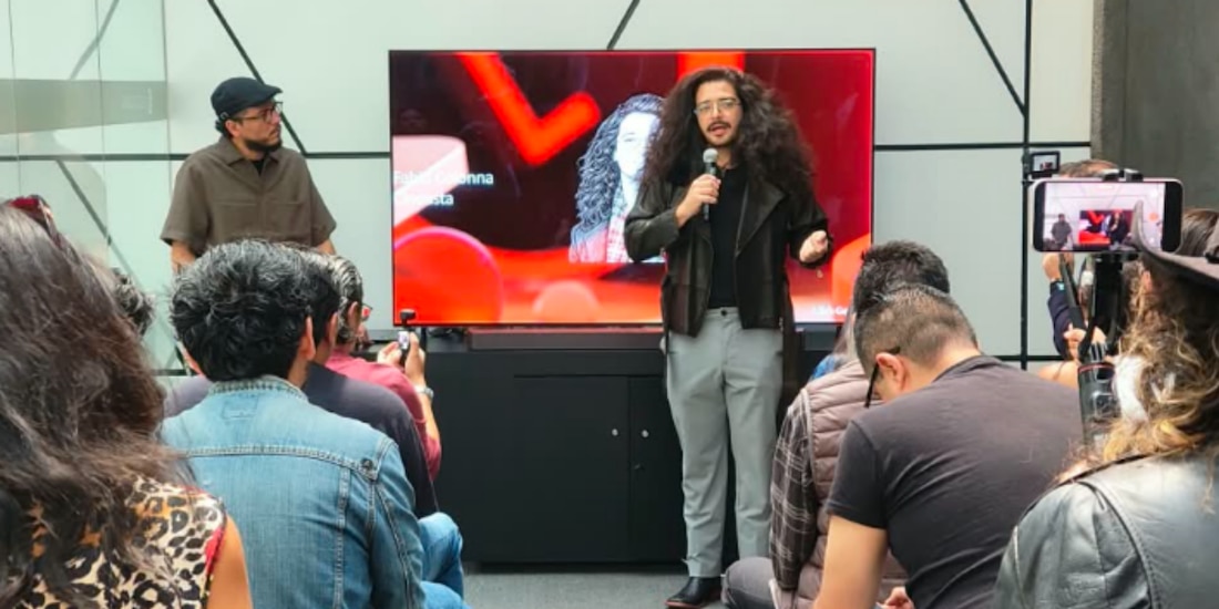 Fabio Colonna en conferencia con medios en la Cineteca Nacional