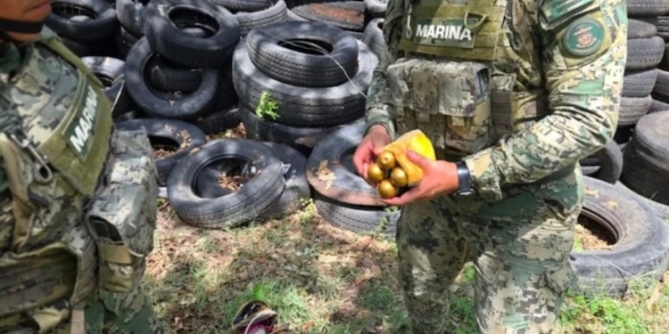 Marina elimina artefactos explosivos asegurados en Centla, Tabasco