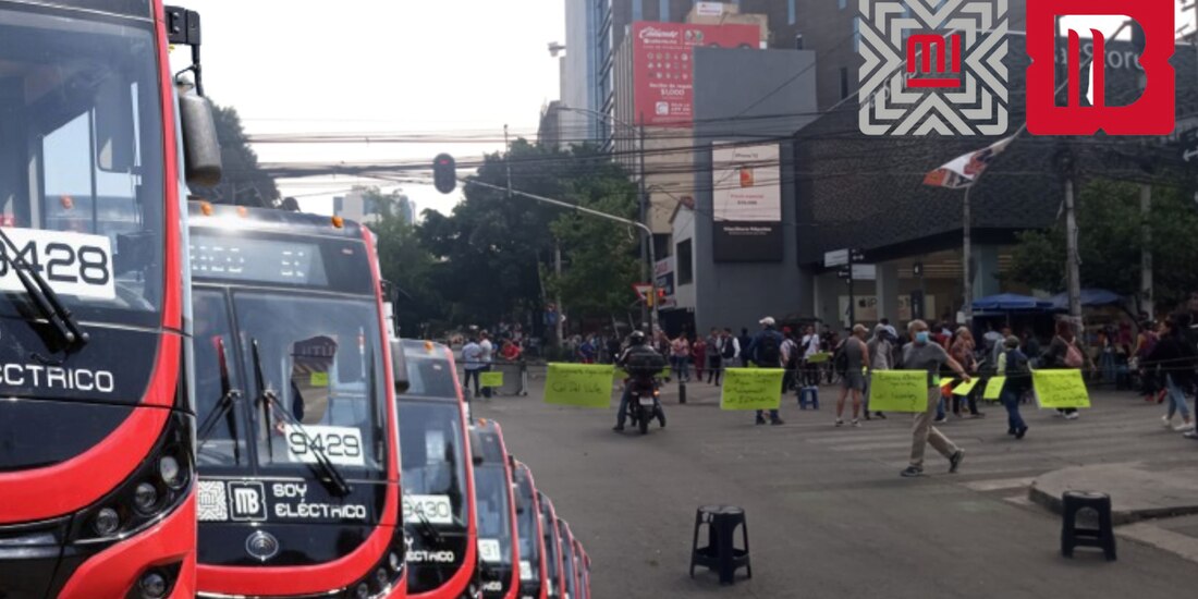 La Línea 1 del Metrobús cambió su ruta ante plantón en Insurgentes por agua contaminada.
