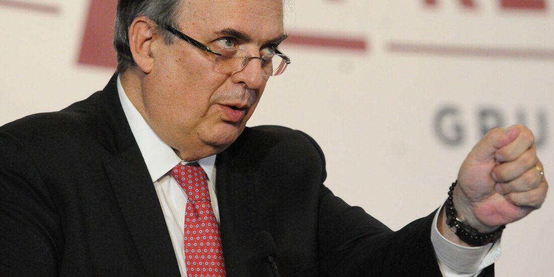 "Cada cual debe hacer lo que le corresponde", revira Marcelo Ebrard a Adán Augusto.