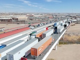 CAMIONES BUSCAN cruzar la frontera con Estados Unidos en Ciudad Juárez