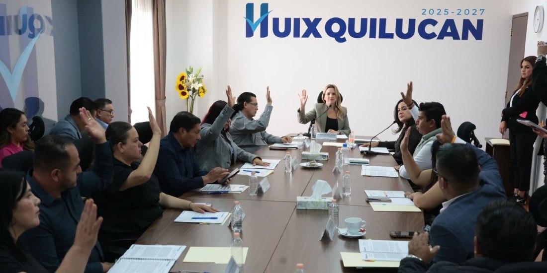 Huixquilucan aprueba otorgar aguinaldo libre de ISR a servidores públicos.