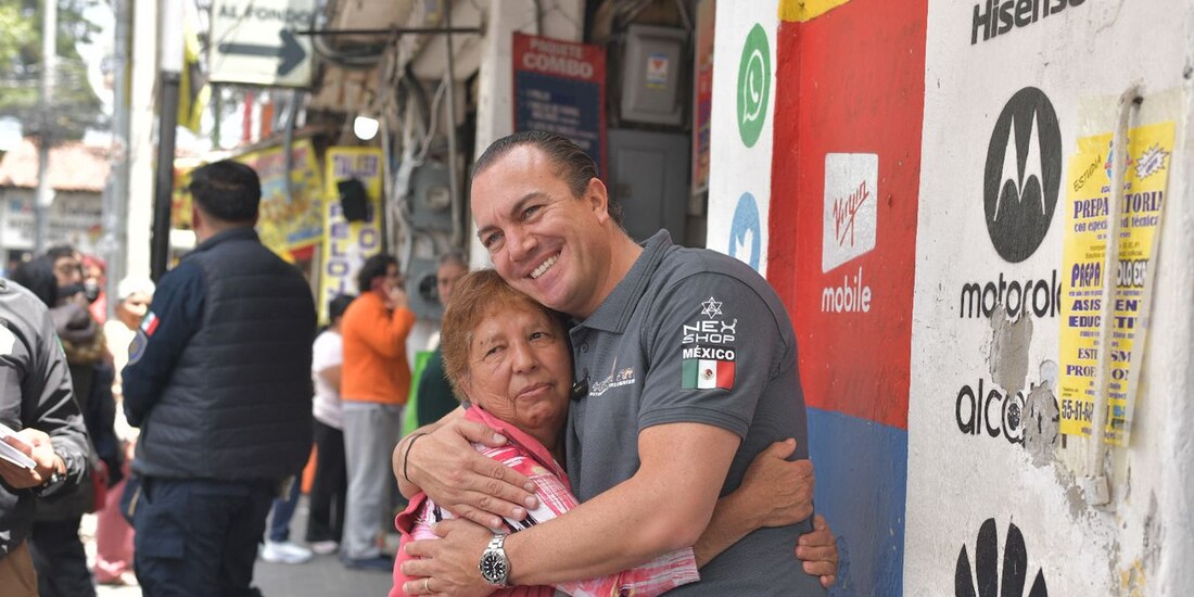 Carlos Orvañanos anunció apoyos para modernizar 300 negocios en Cuajimalpa con el programa “Enchúlame el Changarro 2025”.