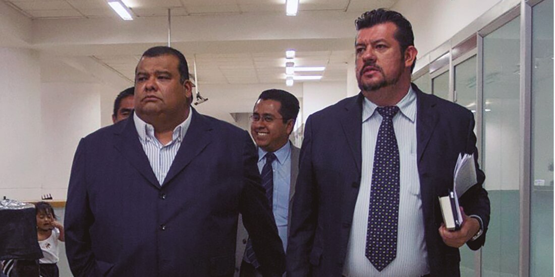 Cuauhtémoc Gutiérrez de la Torre (der.), expresidente del PRI en la CDMX, está acusado de operar una red de prostitución.