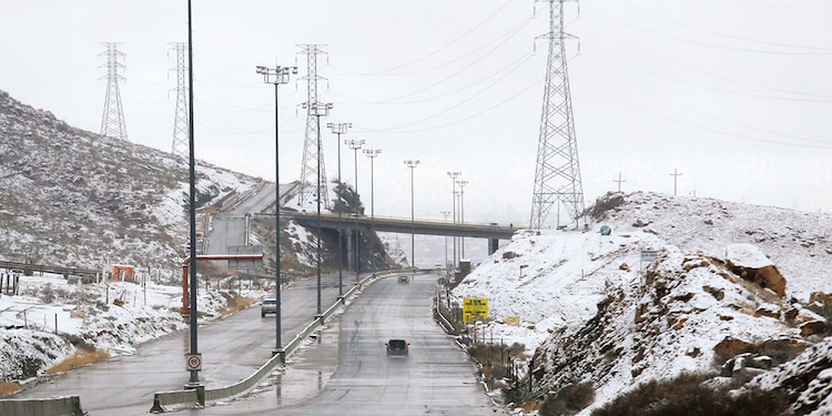 En Chihuahua se registró caída de nieve, ayer, derivada de la tormenta invernal.