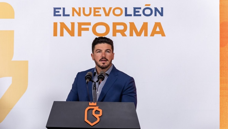 El gobernador Samuel García Sepúlveda presentó los resultados de los programas comunitarios durante la emisión de Nuevo León Informa.