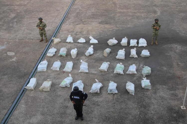 Asegura Semar cocaína