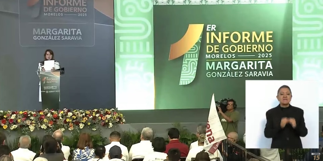 González Saravia de mensaje por su Primer Informe en Cuernavaca.