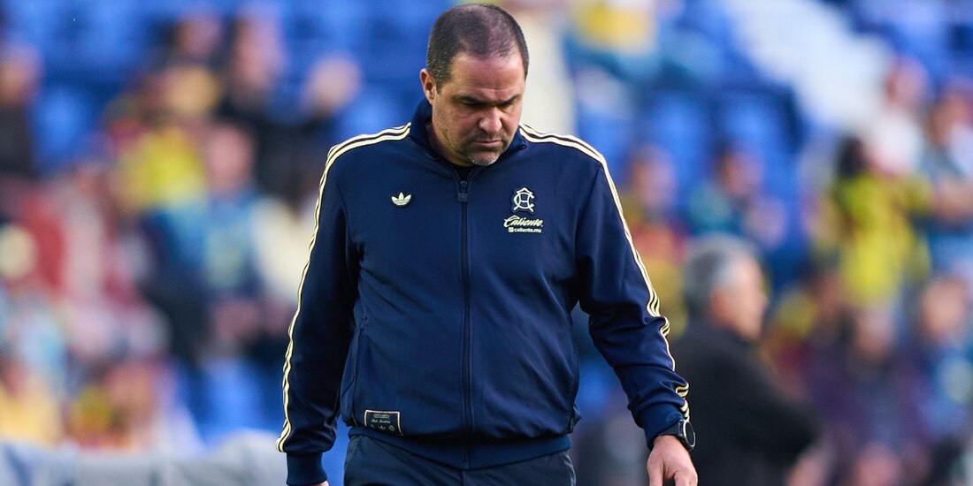 André Jardine en un partido del América