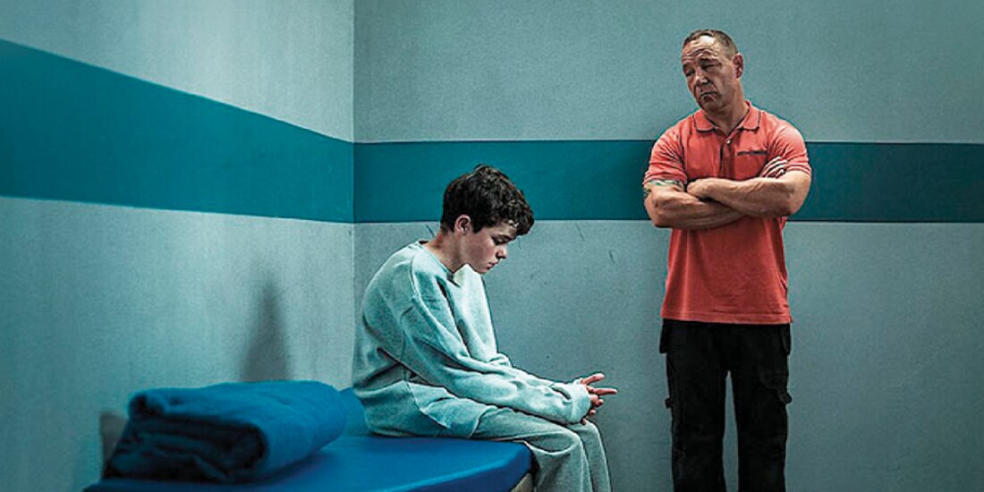 Adolescencia, serie inspirada en casos reales de violencia en Reino Unido.