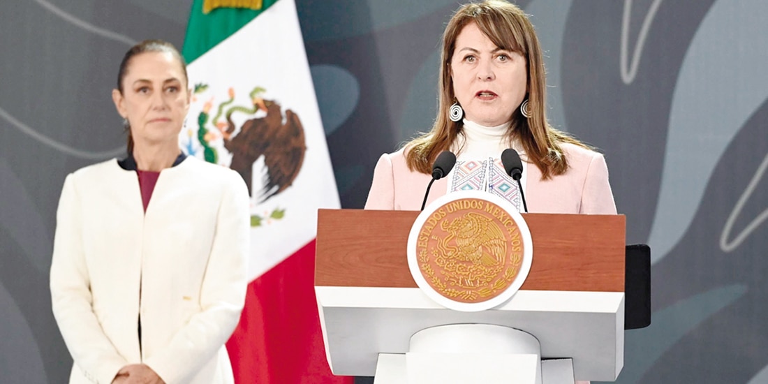 Margarita González, ayer, con la Presidenta Claudia Sheinbaum, en Cuernavaca