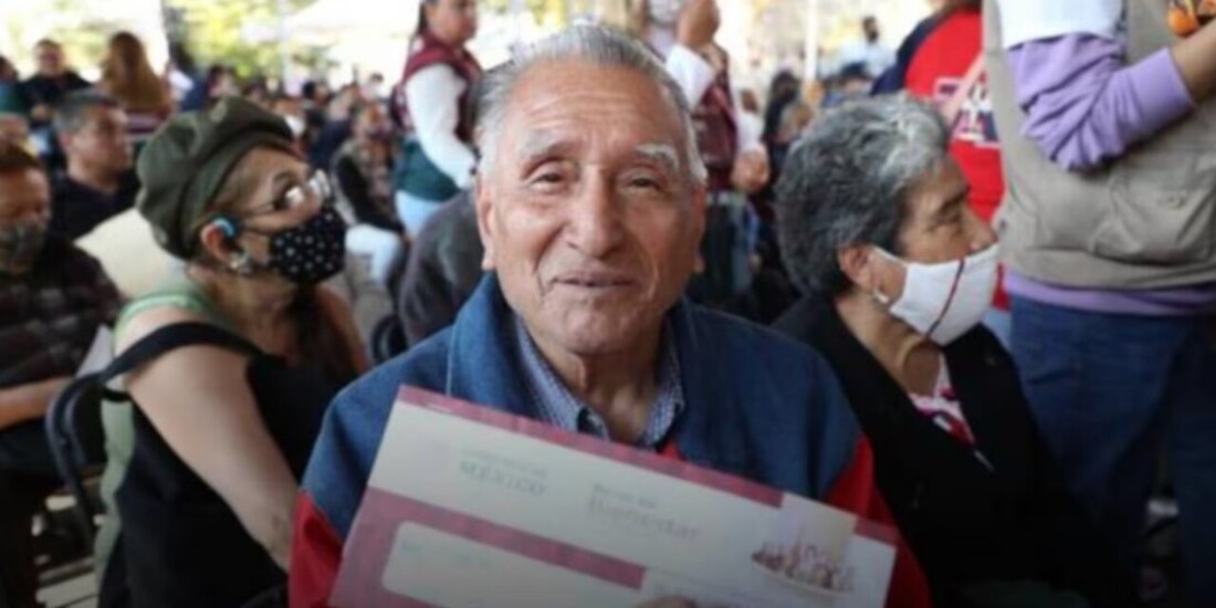 La Pensión Hombres Bienestar se entrega en la CDMX.