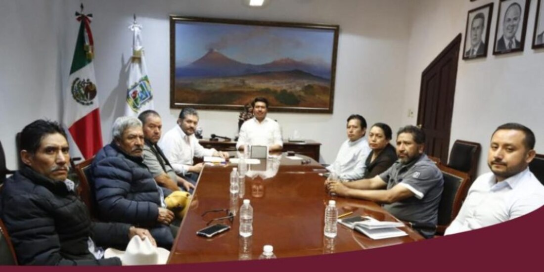 Bloqueo en la México-Puebla. Acuerdan liberar un carril de manera permanente para evitar afectaciones.