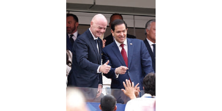 GIANNI INFANTINO y Marco Rubio en el recinto, ayer.