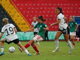 Una acción del México vs Alemania, Mundial Sub 20 Femenil