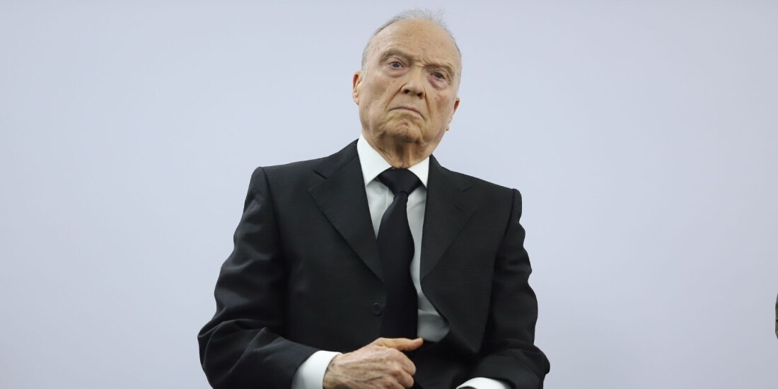 Alejandro Gertz Manero renuncia a la titularidad de la Fiscalía General de la República.