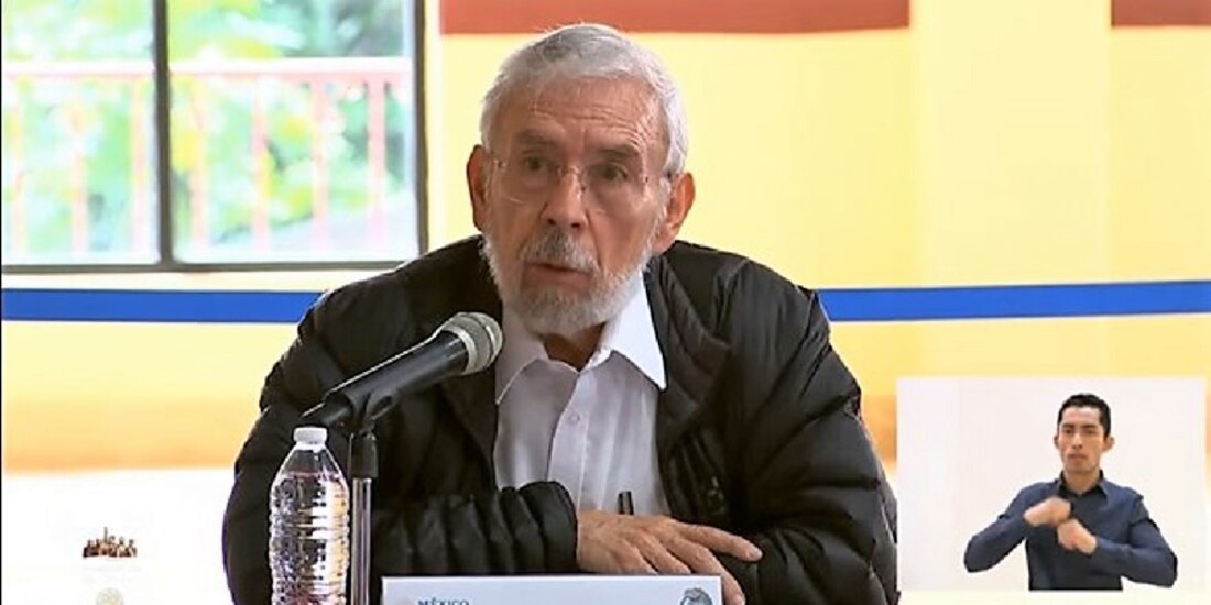 El titular de la SCT, Jorge Arganis Díaz-Leal,