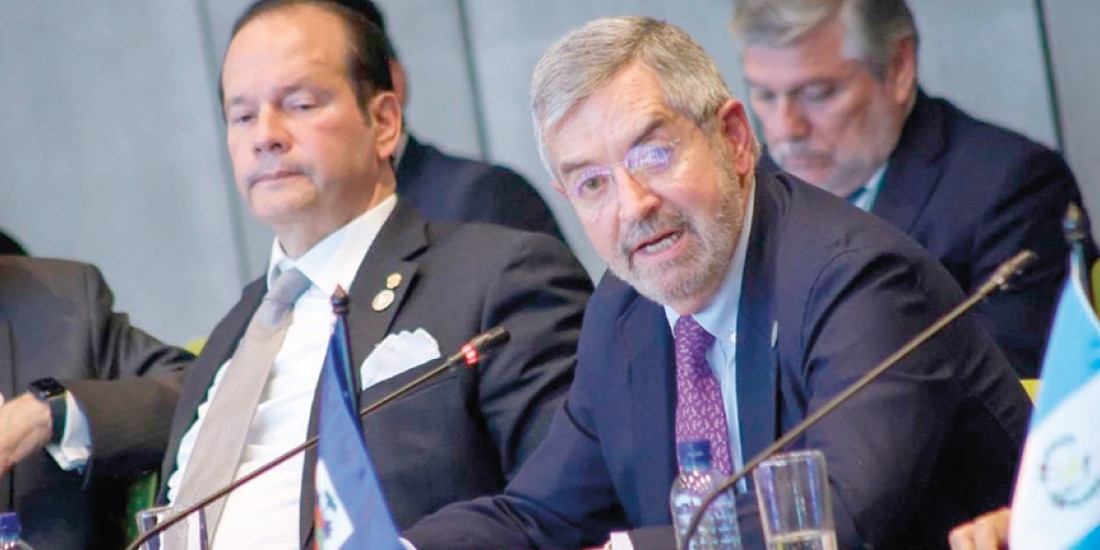 EN EL FORO de la Celac, el pasado sábado, el canciller Juan Ramón de la Fuente fijó la postura de México en apoyo a Cuba.