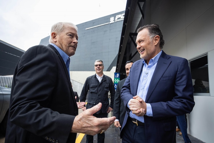 Ronald Johnson, embajador de Estados Unidos en México junto a Mauricio Kuri, gobernador de Querétaro