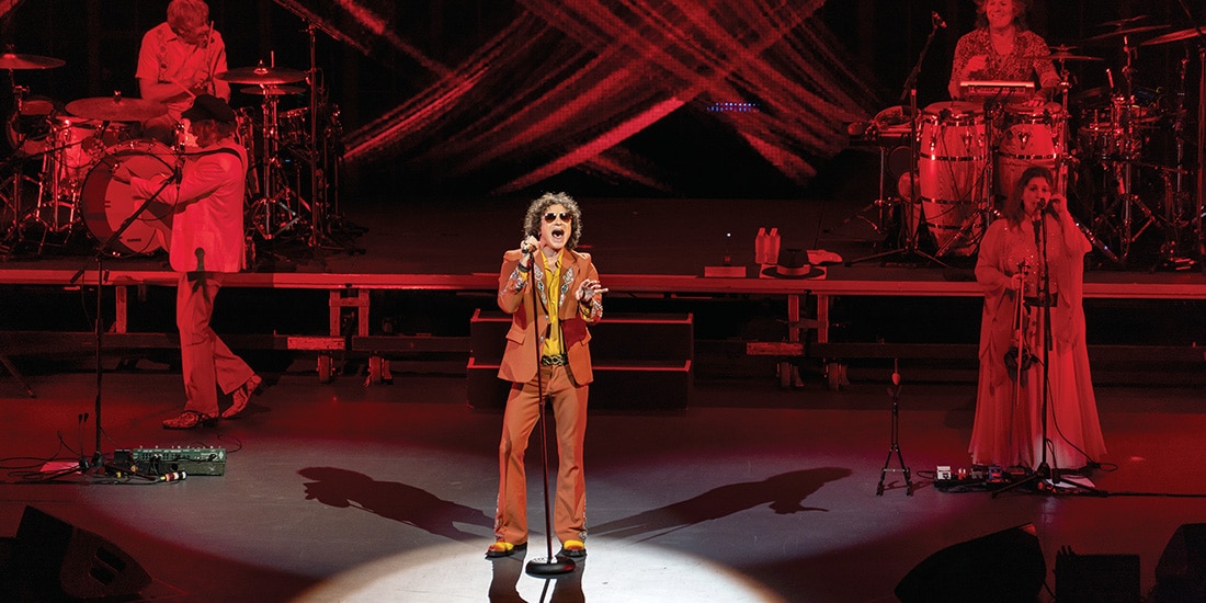 EL CANTANTE español ayer, en el Auditorio Nacional.