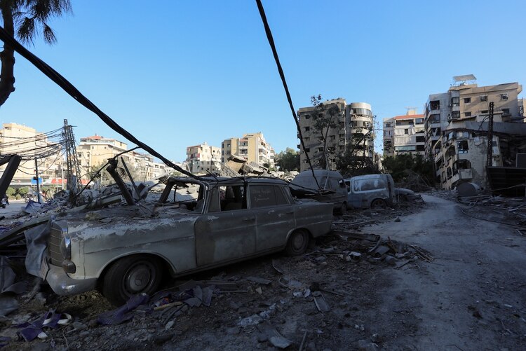 Las calles de Beirut, en Líbano, reflejan el impacto de las ofensivas israelíes contra Hezbolá.