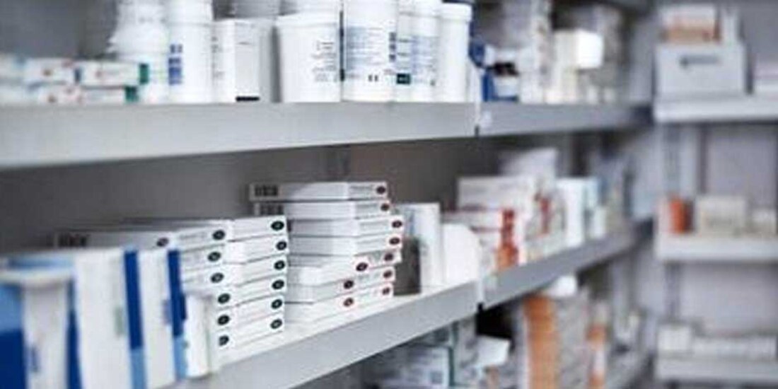 Ven mejora en el abasto de medicinas, pero poco