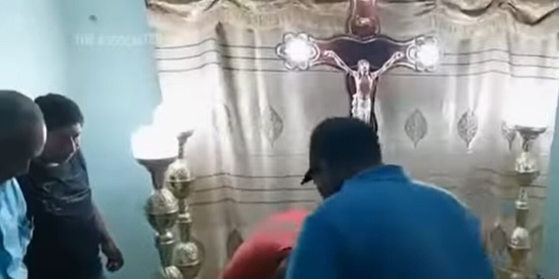 mujer ecuatoriana de 76 años que “revivió” en su propio velorio