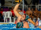 El equipo de Waterpolo avanzó a los cuartos de final.