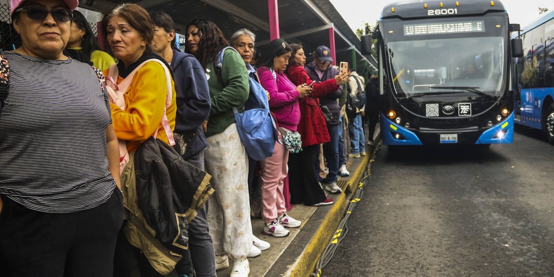 Jefa de Gobierno, Clara Brugada Molina, dio el banderazo de salida a la nueva Línea 0 del Trolebús.